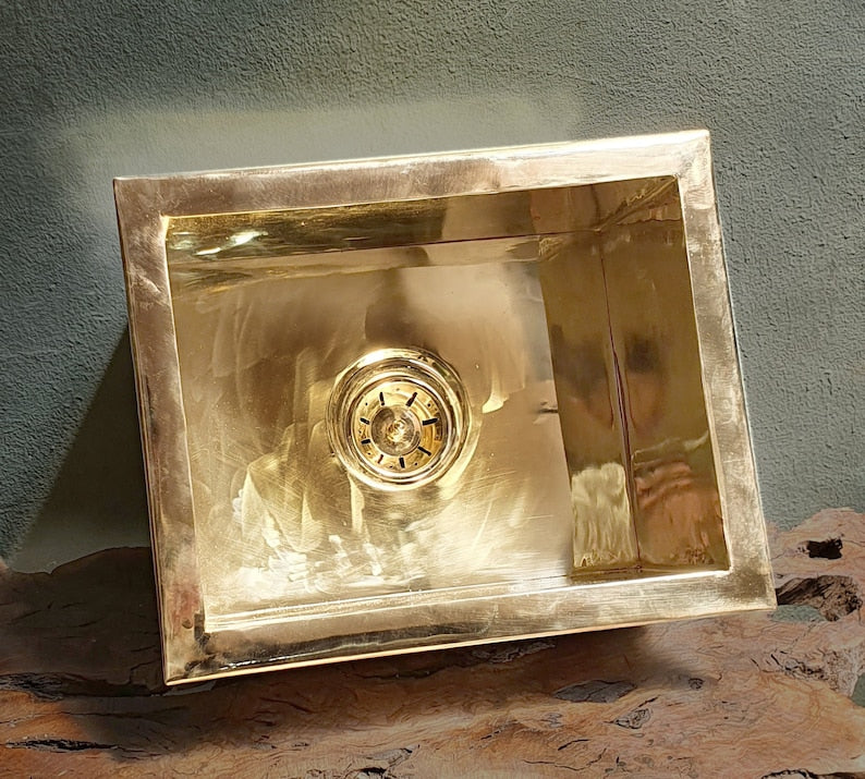 Artisan High-Shine Brass Farmhouse Kitchen Sink