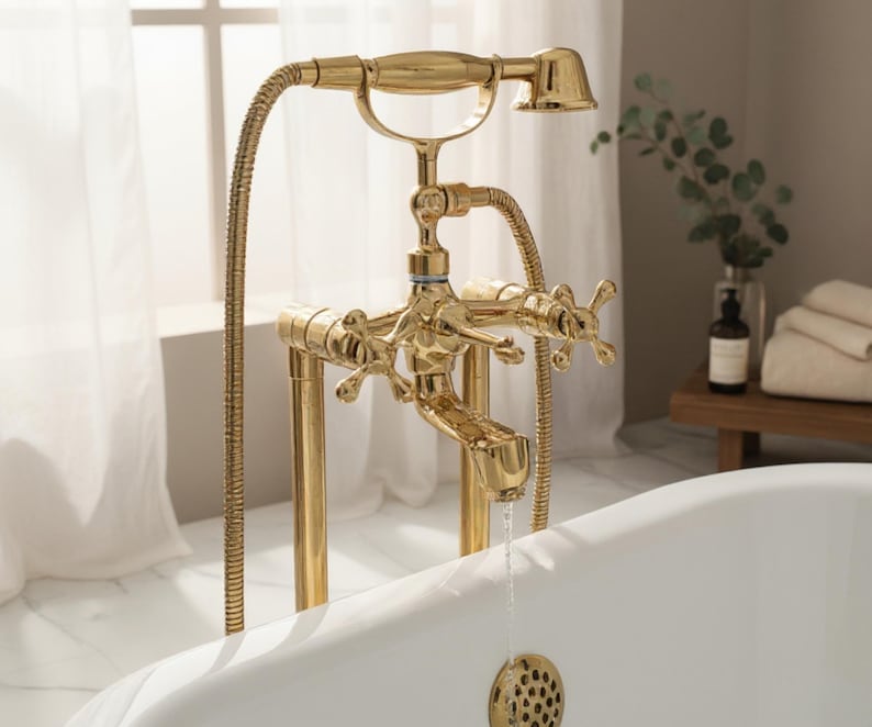 Hammered Brass Bathtub Faucet