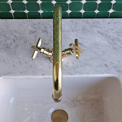 Brass Single-Hole Kitchen Faucet