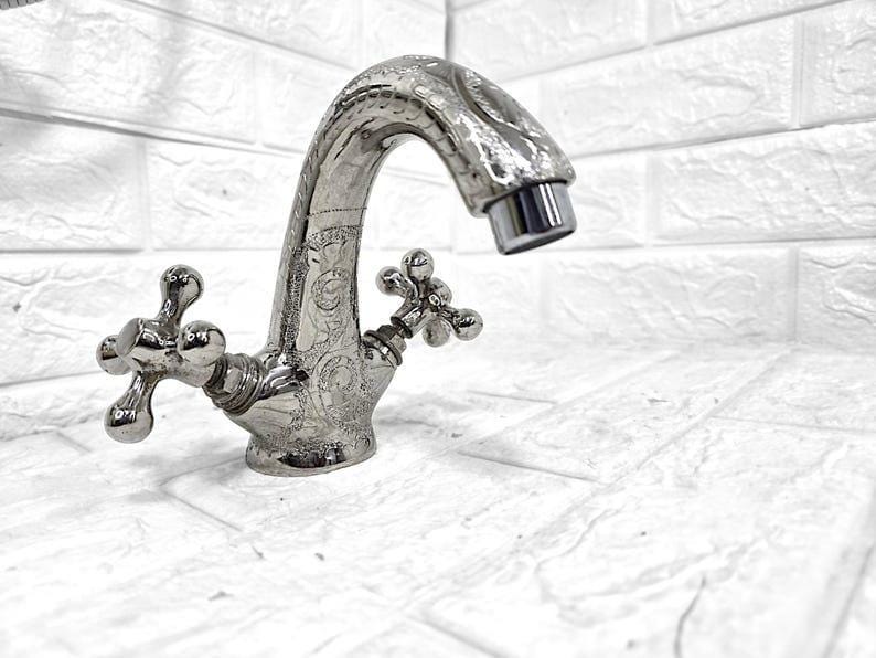 Engraved Chrome Bathroom Faucet