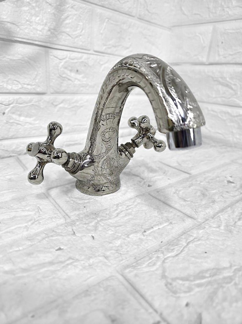 Engraved Chrome Bathroom Faucet