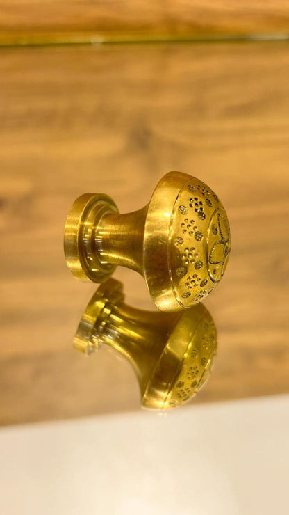 Brass Ball Cabinet Knobs Engraved Drawer Pulls Handles