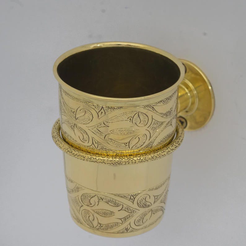 Brass Wall-Mounted Toothbrush Holder for Bathroom Cup