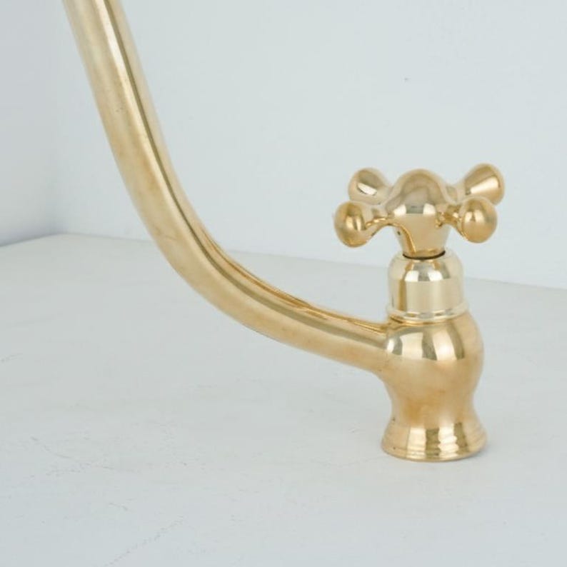 Aged Brass Gooseneck Tap with Side Lever