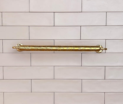 Vintage Rustic Wall-Mounted Towel Bar