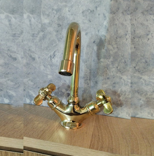 Vintage Brass Deck Mount Bathroom Faucet
