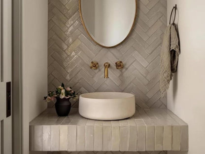 Minimalist Widespread Wall-Mounted Brass Faucet