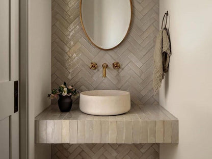Minimalist Widespread Wall-Mounted Brass Faucet