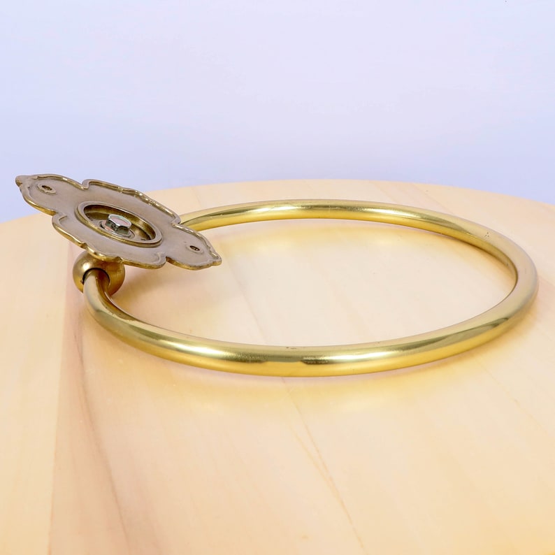 Round Towel Ring Holder