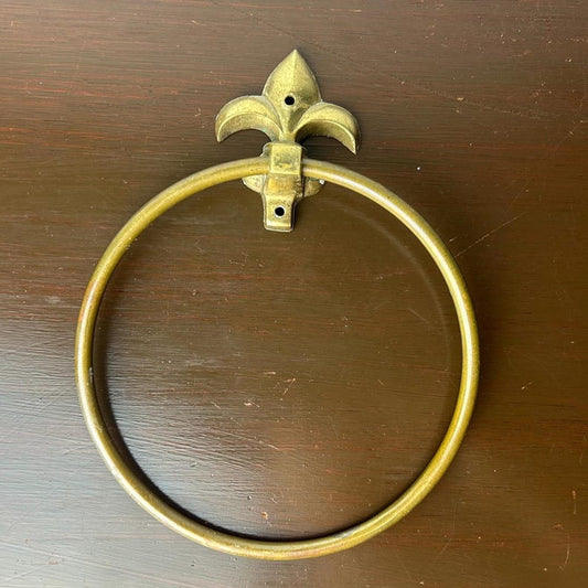 Brass Fleur-De-Lis Towel Ring Wall Mounted Bathroom Fixture