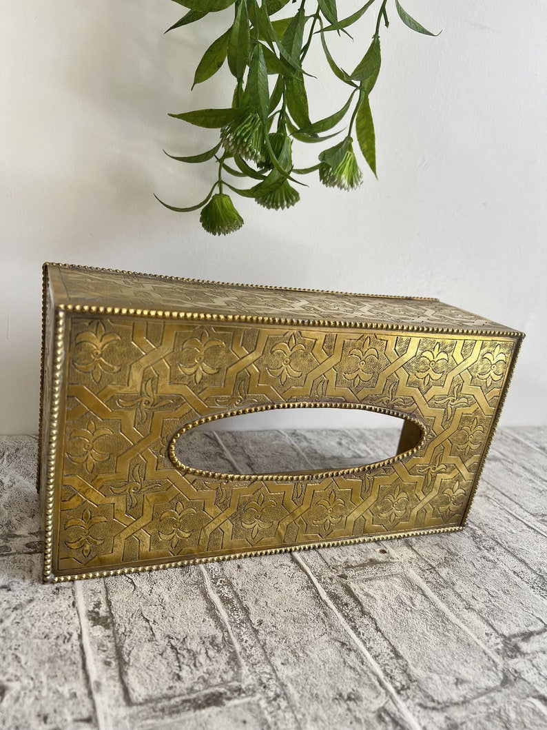 Handmade Brass Tissue Box Cover – Moroccan Engraved Metal Decorative Tissue Holder