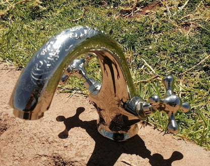 Engraved Polished Nickel Bathroom Faucet