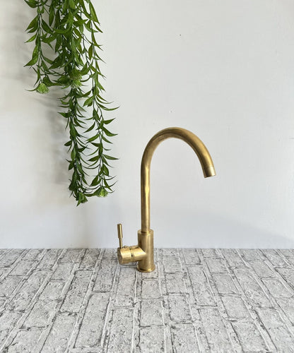 Antique Brass Gooseneck Kitchen Faucet with Slim Lever Handle