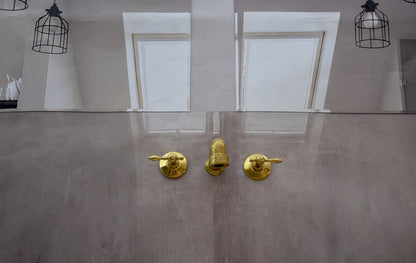 Polished Chrome Minimalist Wall