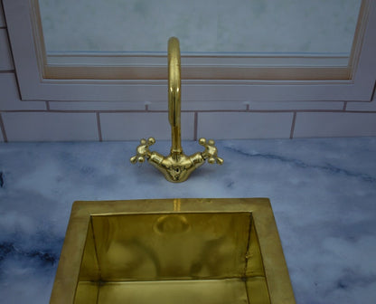 Solid Brass Bridge Faucet
