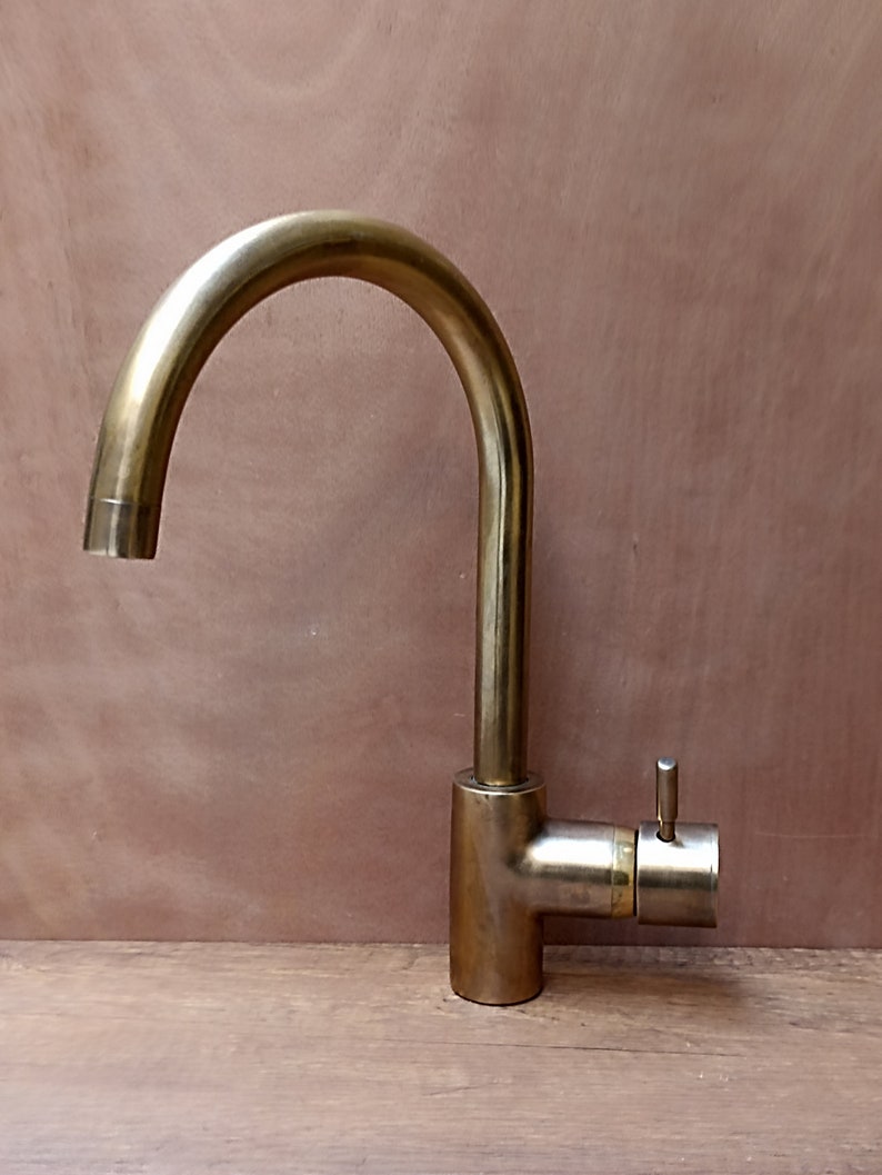 Brushed Antique Brass Gooseneck Kitchen Faucet with Lever Handle