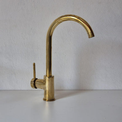 Solid Brass Gooseneck Kitchen Faucet with Lever Handle
