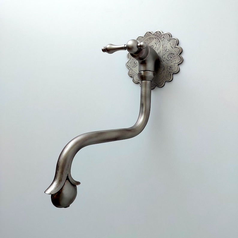 Vintage Wall-Mount Faucet