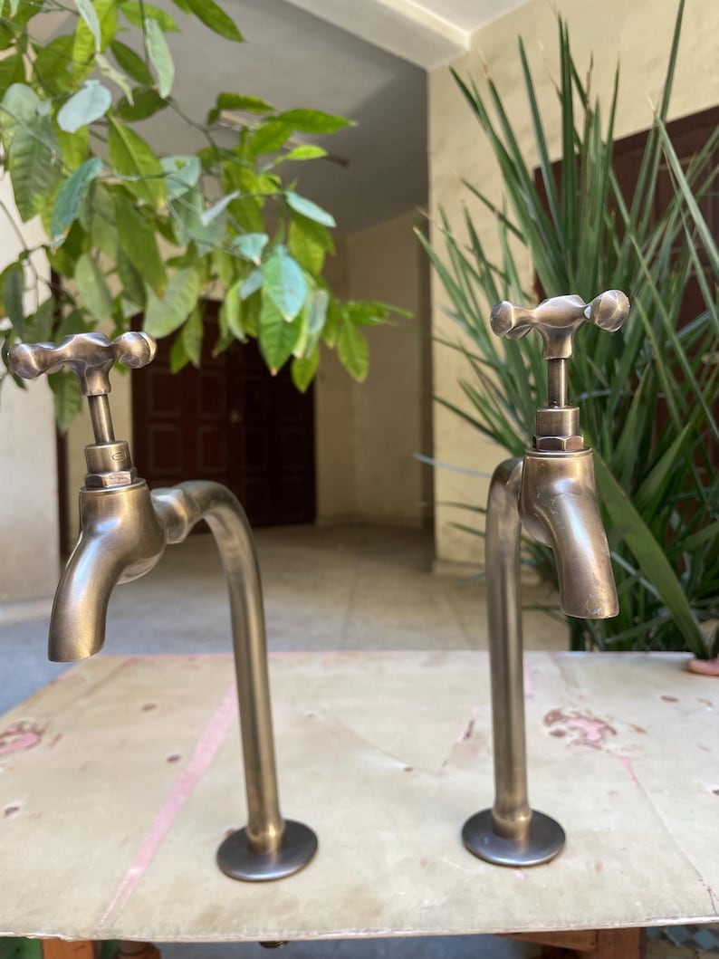 Antique Brass Cross-Handle Bathroom Faucet