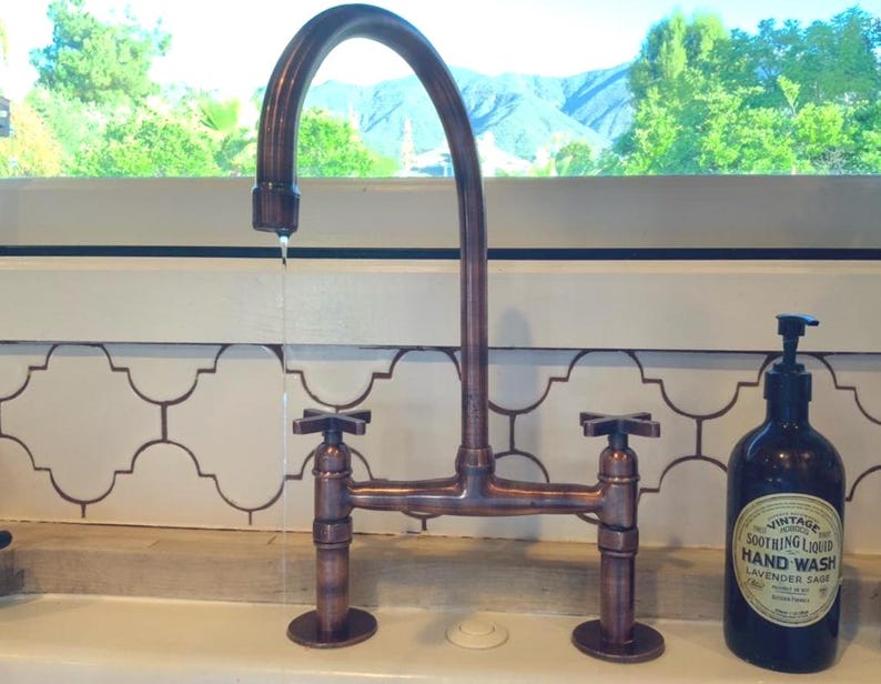 Vintage Bridge Copper Kitchen Faucet with Gooseneck Spout