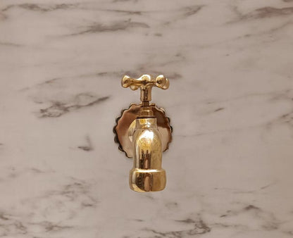 Polished Brass Wall Mount Faucet Tap