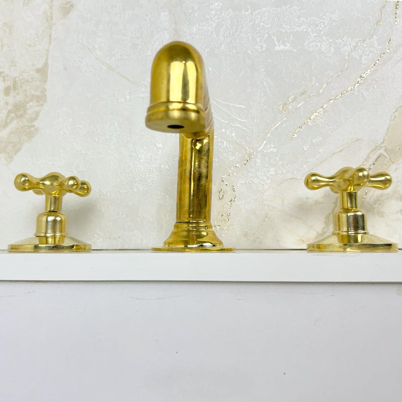 Classic Polished Brass Widespread Faucet with Cross Handles