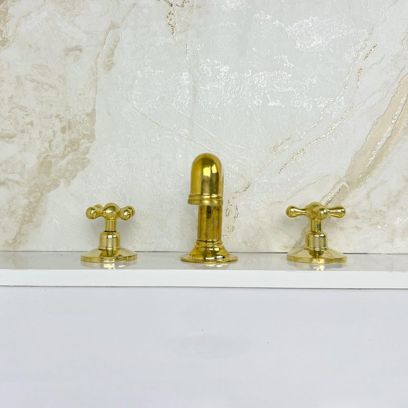 Classic Polished Brass Widespread Faucet with Cross Handles