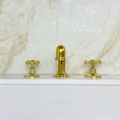 Classic Polished Brass Widespread Faucet with Cross Handles