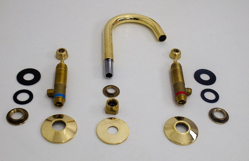 Handcrafted Polished Brass Gooseneck Faucet Set