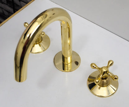 Handcrafted Polished Brass Gooseneck Faucet Set