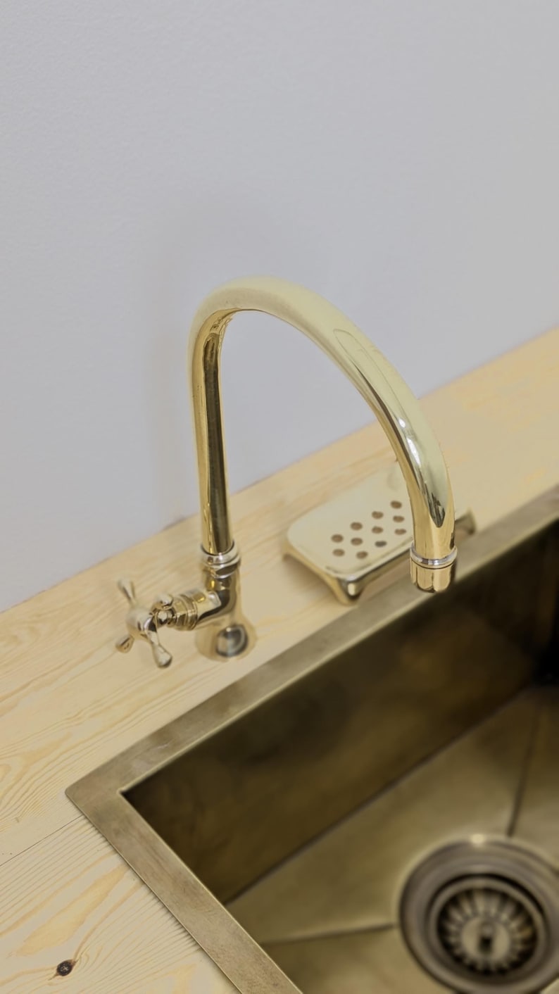 Classic Polished Brass High-Arc Kitchen Faucet