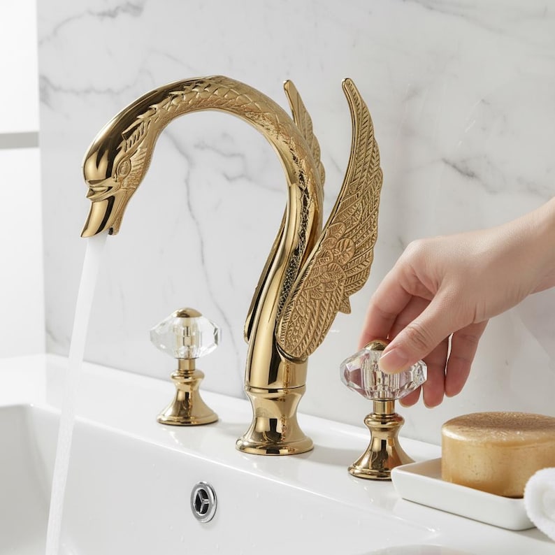 Majestic Swan Luxury Gold Faucet