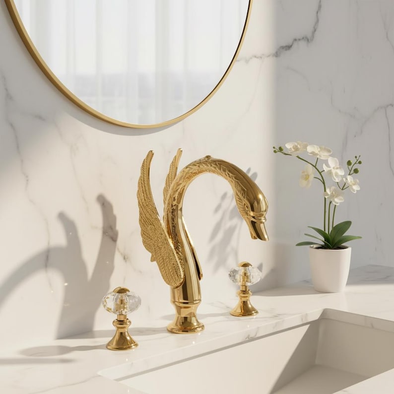 Majestic Swan Luxury Gold Faucet