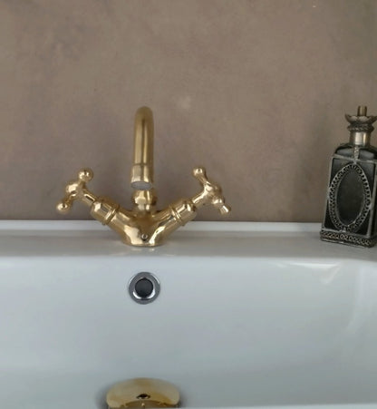 Classic Monobloc High-Arc Faucet