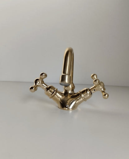 Classic Monobloc High-Arc Faucet