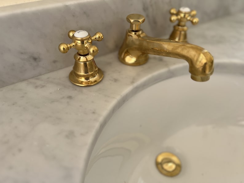 Minimalist T-Bar Wall-Mount Faucet