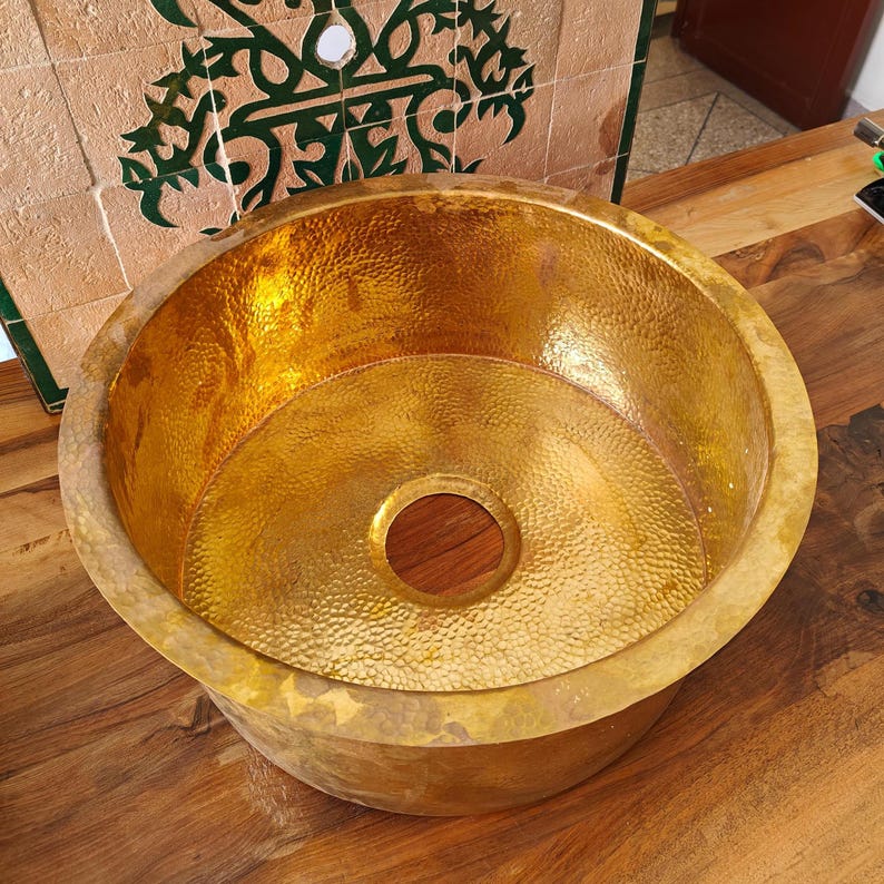 Hammered Brass Deep Round Basin