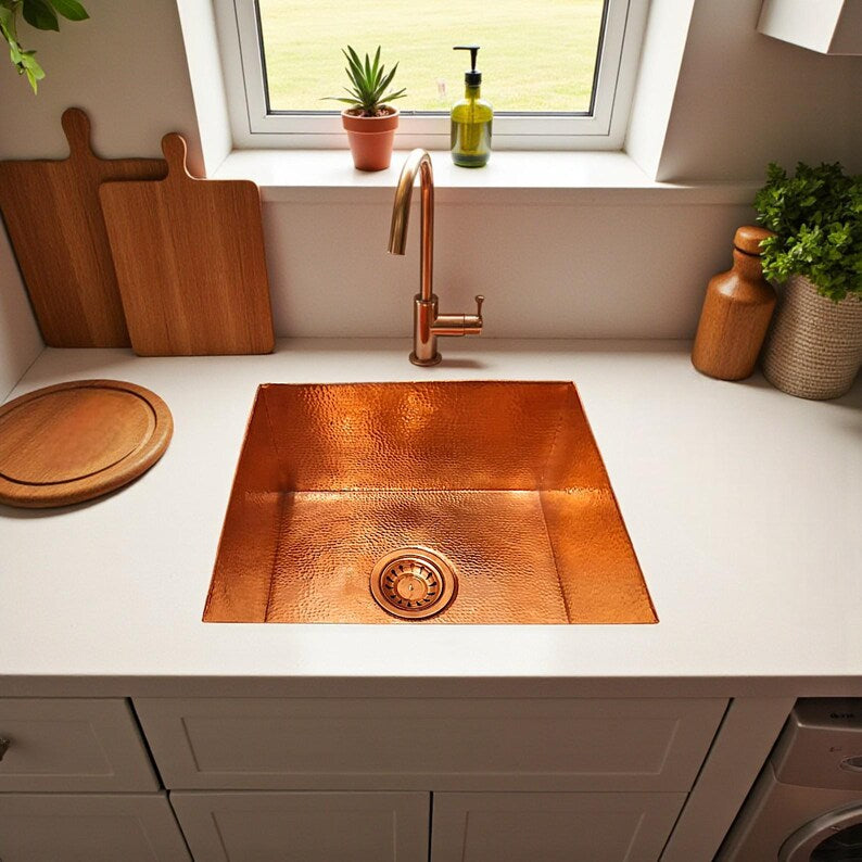 Concealed & Wall-Mounted Fixtures