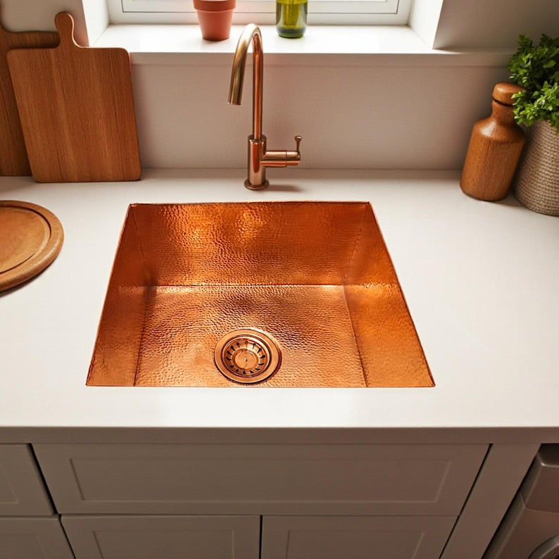 Concealed & Wall-Mounted Fixtures