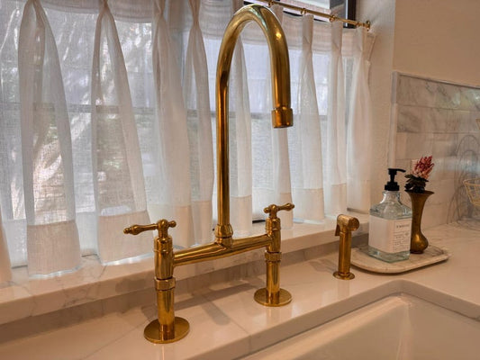 Brass Kitchen Bridge Faucet with Side Sprayer