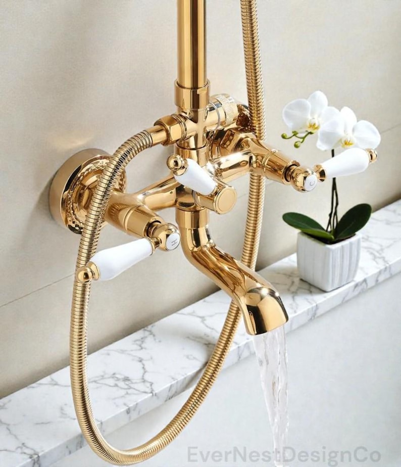 Exquisite Gold Victorian-Style Bathtub Shower System: A Timeless Statement Piece